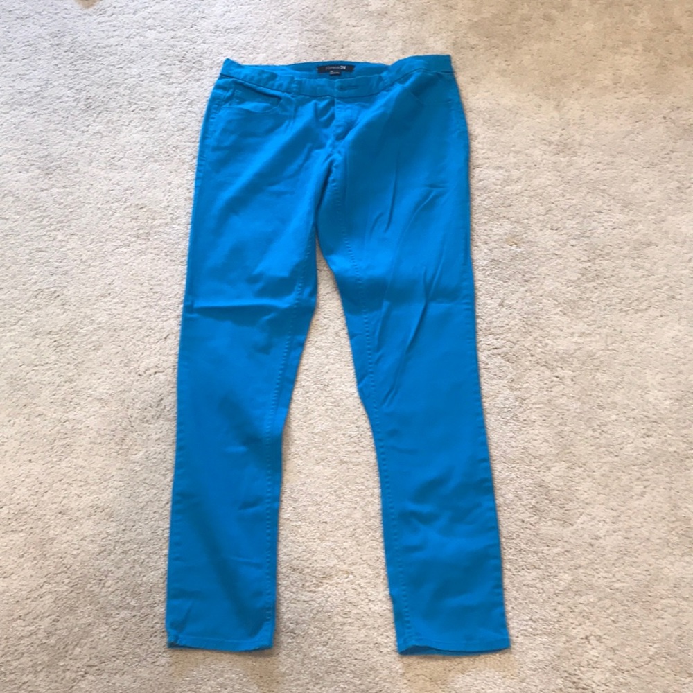 Bright blue Jean